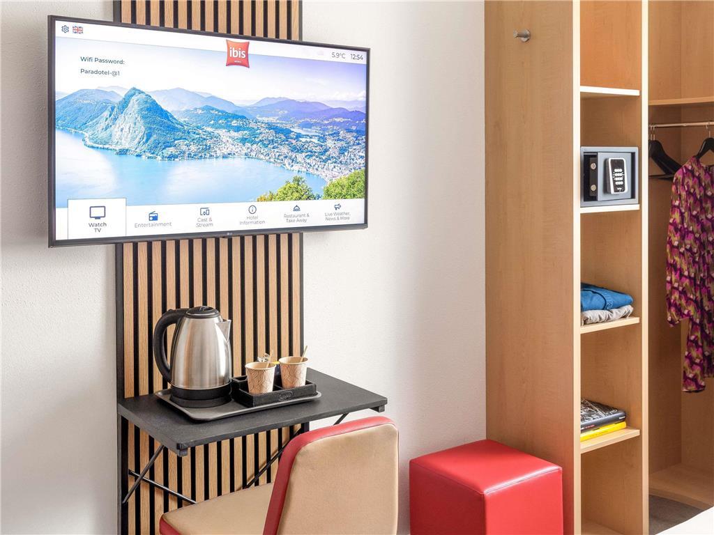 Ibis Paradiso 3*
